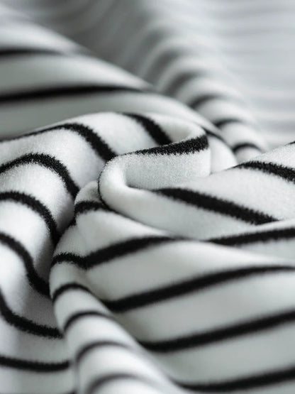 26 Striped autumn and winter base shirt